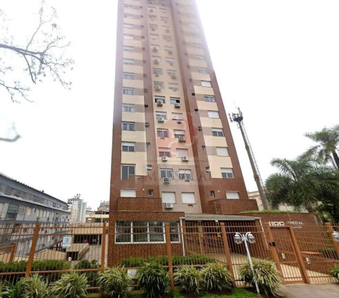 Imagem Apartamento com 3 Quartos à Venda, 78 m² em Santana - Porto Alegre