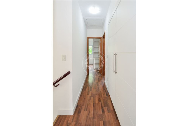 Imagem Casa de Condomínio com 3 Quartos à Venda, 239 m² em Morumbi - São Paulo