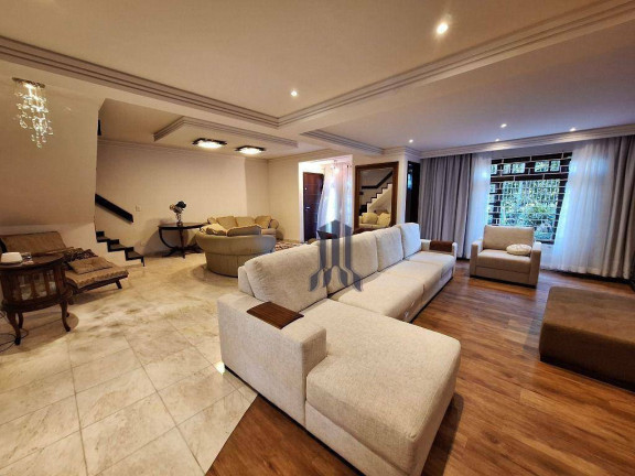 Imagem Casa com 4 Quartos para Alugar, 371 m² em Jardim Das Américas - Curitiba Imagem Casa com 4 Quartos para Alugar, 371 m² em Jardim Das Américas - Curitiba