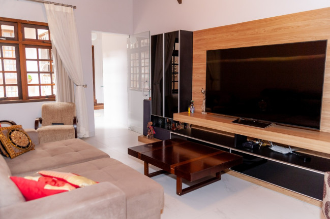 Imagem Casa com 5 Quartos à Venda, 300 m² em Estreito - Florianópolis Imagem Casa com 5 Quartos à Venda, 300 m² em Estreito - Florianópolis