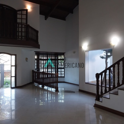Imagem Casa com 4 Quartos à Venda, 355 m² em Retiro Das Fontes - Atibaia Imagem Casa com 4 Quartos à Venda, 355 m² em Retiro Das Fontes - Atibaia