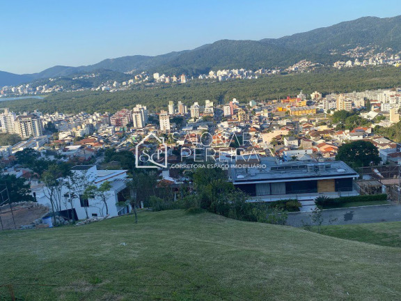 Imagem Terreno à Venda, 720 m² em Trindade - Florianópolis