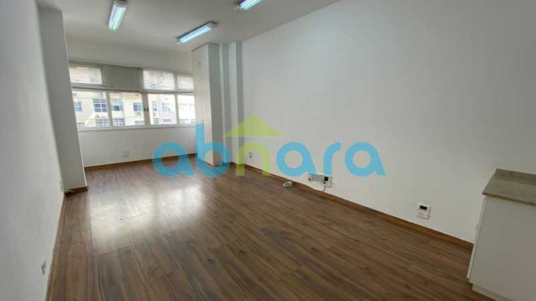 Imagem Sala Comercial à Venda, 32 m² em Copacabana - Rio De Janeiro Imagem Sala Comercial à Venda, 32 m² em Copacabana - Rio De Janeiro