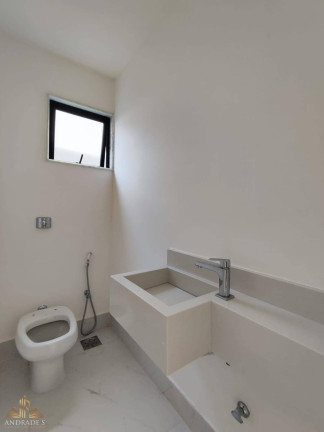 Imagem Casa de Condomínio com 5 Quartos à Venda, 380 m² em Barra Da Tijuca - Rio De Janeiro Imagem Casa de Condomínio com 5 Quartos à Venda, 380 m² em Barra Da Tijuca - Rio De Janeiro