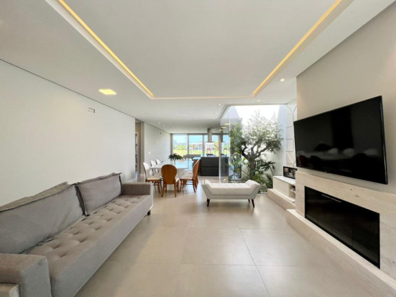Imagem Casa com 4 Quartos à Venda, 196 m² em -- - Capao Da Canoa Imagem Casa com 4 Quartos à Venda, 196 m² em -- - Capao Da Canoa