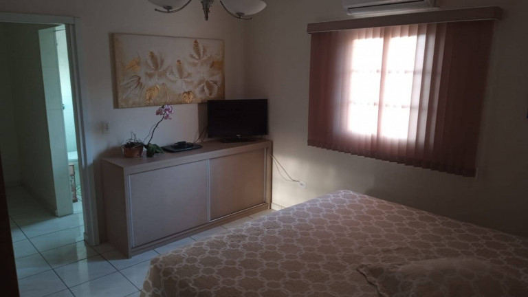 Imagem Casa com 3 Quartos à Venda, 142 m² em Centro - Boituva