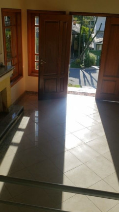 Imagem Sobrado com 4 Quartos à Venda, 335 m² em Caputera - Arujá Imagem Sobrado com 4 Quartos à Venda, 335 m² em Caputera - Arujá