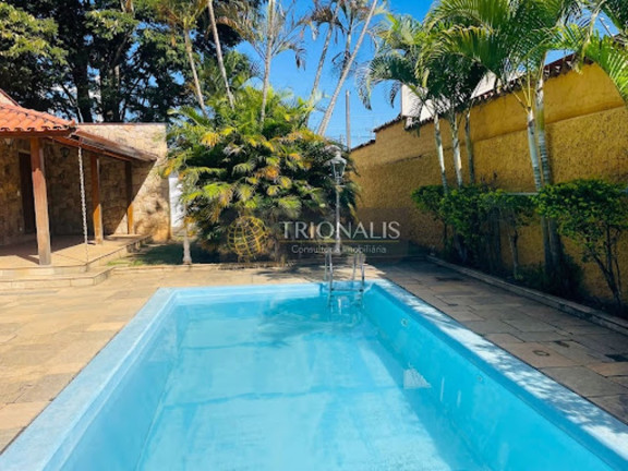 Imagem Casa com 6 Quartos à Venda, 252 m² em Vila Helena - Atibaia