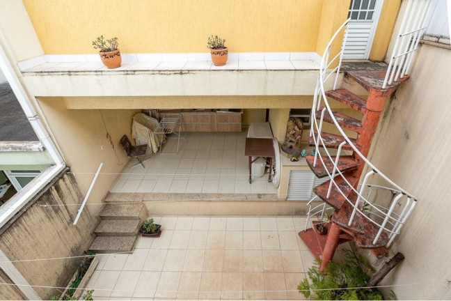 Casa com 4 Quartos à Venda, 229 m² em Vila Gumercindo - São Paulo