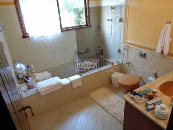 Imagem Imóvel com 6 Quartos à Venda, 600 m² em Bom Retiro - Teresópolis Imagem Imóvel com 6 Quartos à Venda, 600 m² em Bom Retiro - Teresópolis
