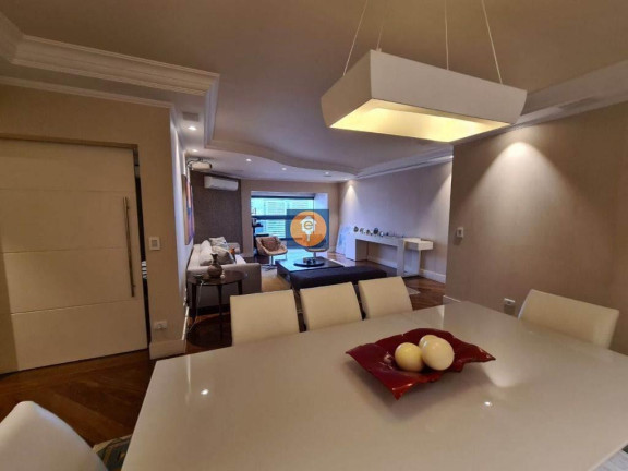 Imagem Apartamento com 4 Quartos à Venda, 206 m²