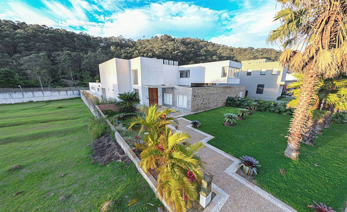 Imagem Casa com 4 Quartos à Venda, 1.500 m² em Tamboré 1 - Barueri Imagem Casa com 4 Quartos à Venda, 1.500 m² em Tamboré 1 - Barueri