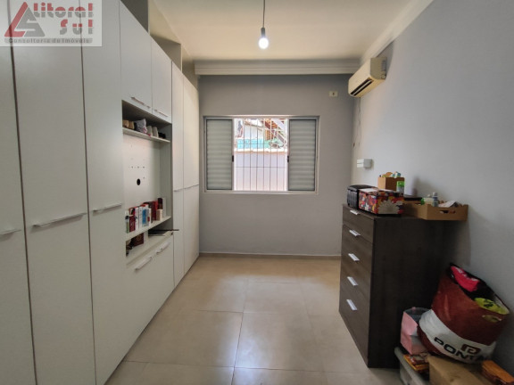 Imagem Casa com 2 Quartos à Venda, 109 m² em Guilhermina - Praia Grande Imagem Casa com 2 Quartos à Venda, 109 m² em Guilhermina - Praia Grande