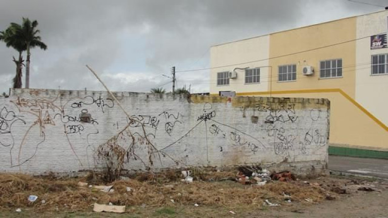 Imagem Terreno para Alugar, 1.204 m² em Pajuçara - Maracanaú Imagem Terreno para Alugar, 1.204 m² em Pajuçara - Maracanaú