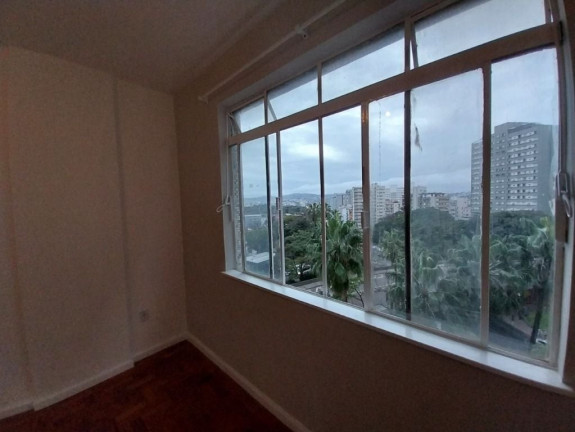 Imagem Apartamento com 1 Quarto à Venda, 30 m² em Centro Histórico - Porto Alegre Imagem Apartamento com 1 Quarto à Venda, 30 m² em Centro Histórico - Porto Alegre