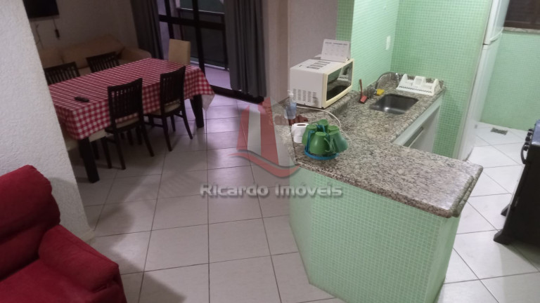 Imagem Imóvel com 2 Quartos à Venda, 80 m² em Peró - Cabo Frio
