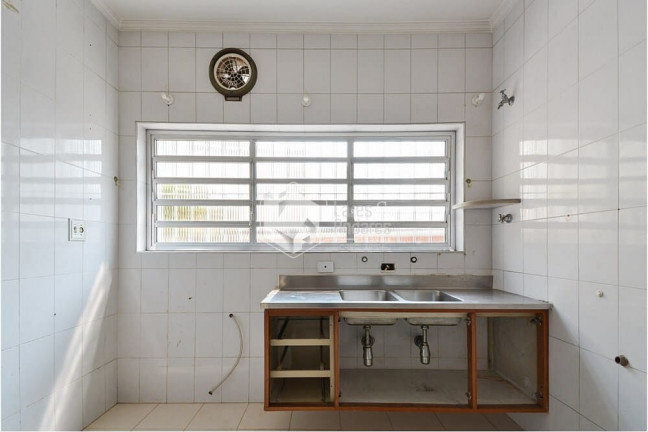 Imagem Casa com 3 Quartos à Venda, 130 m² em Mirandópolis - São Paulo