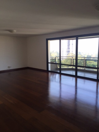 Imóvel com 3 Quartos para Alugar, 566 m² em Santo Amaro - São Paulo
