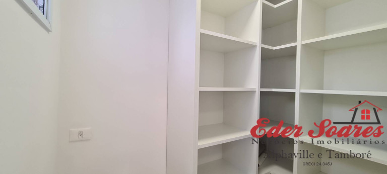 Imagem Casa com 4 Quartos à Venda, 450 m² em Alphaville Residencial Dois - Barueri Imagem Casa com 4 Quartos à Venda, 450 m² em Alphaville Residencial Dois - Barueri