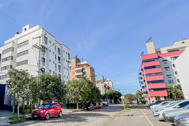 Imagem Imóvel com 2 Quartos à Venda, em Jardim Lindóia - Porto Alegre Imagem Imóvel com 2 Quartos à Venda, em Jardim Lindóia - Porto Alegre