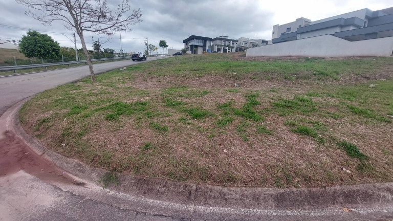 Terreno à Venda, 728 m² em Urbanova - São José Dos Campos