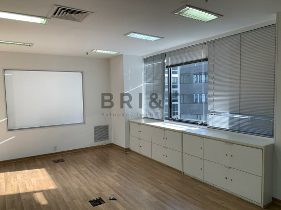 Imagem Imóvel Comercial à Venda ou Locação, 223 m² em Brooklin - São Paulo Imagem Imóvel Comercial à Venda ou Locação, 223 m² em Brooklin - São Paulo