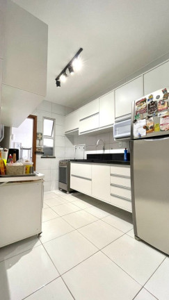 Imagem Casa com 3 Quartos à Venda, 250 m² em Sim - Feira De Santana