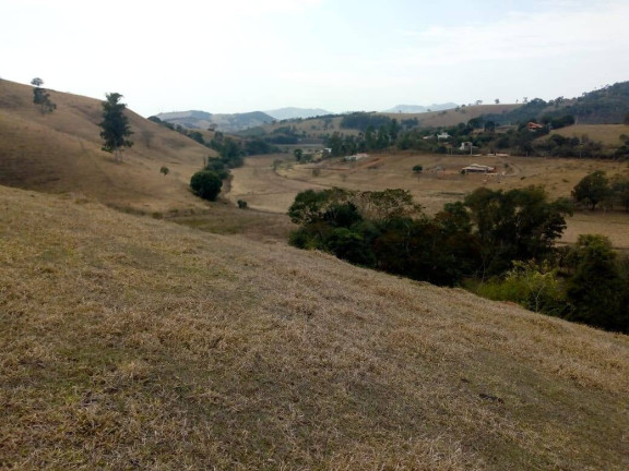Imagem Chácara com 3 Quartos à Venda, 532 m² em Zona Rural - Cambuí