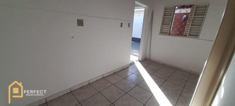 Imagem Casa com 2 Quartos à Venda, 170 m² em Jardin Ana Emilia - Taubaté Imagem Casa com 2 Quartos à Venda, 170 m² em Jardin Ana Emilia - Taubaté