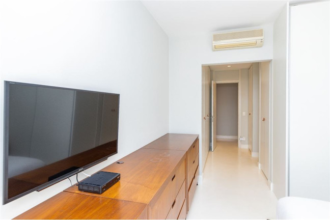 Imagem Apartamento com 2 Quartos à Venda, 117 m² em Itaim Bibi - São Paulo