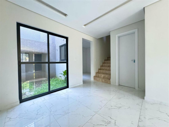 Imagem Casa com 3 Quartos à Venda, 126 m² em Uberaba - Curitiba Imagem Casa com 3 Quartos à Venda, 126 m² em Uberaba - Curitiba