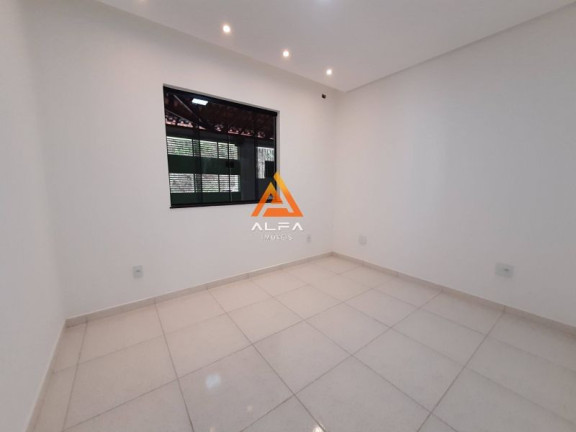 Imagem Casa com 3 Quartos para Alugar, 172 m²