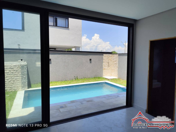 Imagem Casa de Condomínio com 3 Quartos à Venda, em Jardim Jacinto - Jacareí Imagem Casa de Condomínio com 3 Quartos à Venda, em Jardim Jacinto - Jacareí
