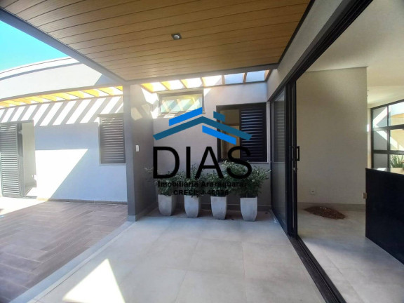 Imagem Casa com 3 Quartos à Venda, 308 m² em Jardim Botânico - Araraquara Imagem Casa com 3 Quartos à Venda, 308 m² em Jardim Botânico - Araraquara