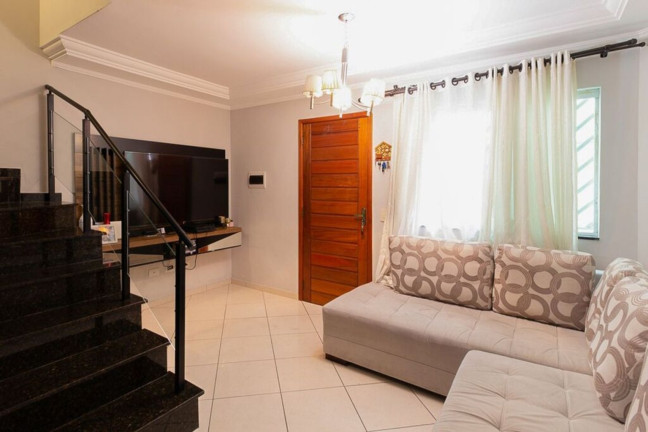 Imóvel com 2 Quartos à Venda,  em Penha - São Paulo