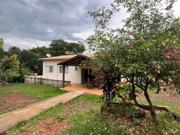 Chácara com 4 Quartos à Venda, 282 m² em Cond Alta Vista - Senador Canedo
