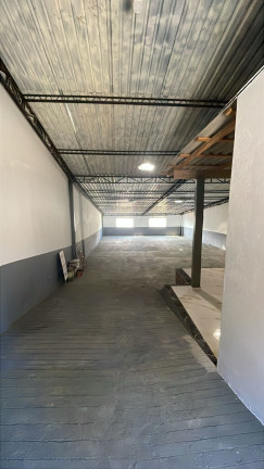 Imóvel Comercial à Venda, 250 m² em Parque São George - Cotia