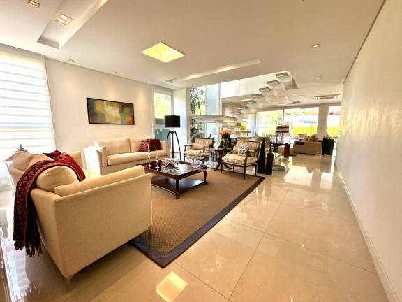 Imagem Casa com 3 Quartos à Venda, em América - Joinville Imagem Casa com 3 Quartos à Venda, em América - Joinville