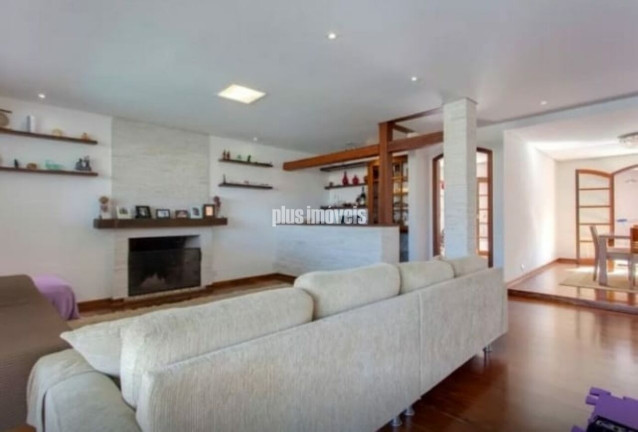 Imagem Casa com 5 Quartos à Venda, 380 m² em Morumbi - São Paulo Imagem Casa com 5 Quartos à Venda, 380 m² em Morumbi - São Paulo