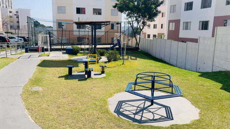 Imagem Apartamento com 2 Quartos para Alugar, 45 m² em São Pedro - Osasco