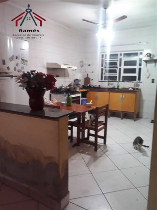 Imagem Casa com 3 Quartos à Venda, 177 m² em Vila Tupi - Praia Grande Imagem Casa com 3 Quartos à Venda, 177 m² em Vila Tupi - Praia Grande