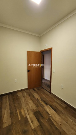 Imagem Casa com 3 Quartos à Venda, 100 m²