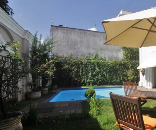 Imagem Casa com 4 Quartos à Venda, 329 m² em Jardim Guedala - São Paulo