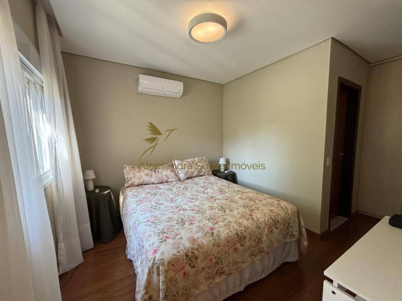 Imagem Casa com 4 Quartos à Venda, 360 m² em Alphaville - Santana De Parnaíba Imagem Casa com 4 Quartos à Venda, 360 m² em Alphaville - Santana De Parnaíba