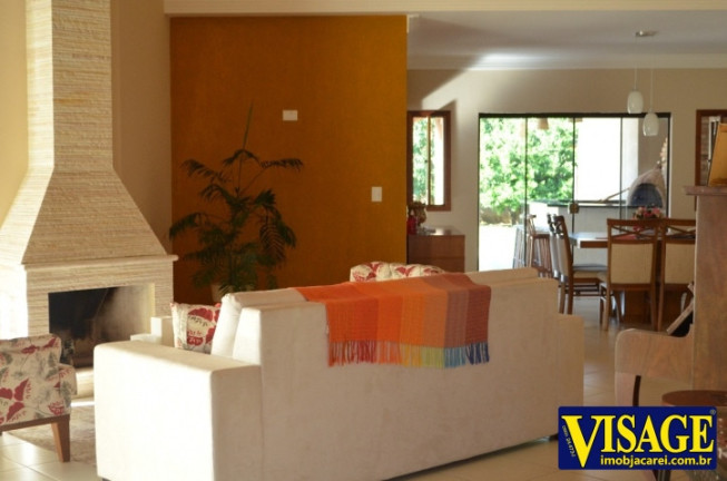 Imagem Casa com 3 Quartos à Venda, 1.000 m² em Altos De Santana I - Jacareí Imagem Casa com 3 Quartos à Venda, 1.000 m² em Altos De Santana I - Jacareí