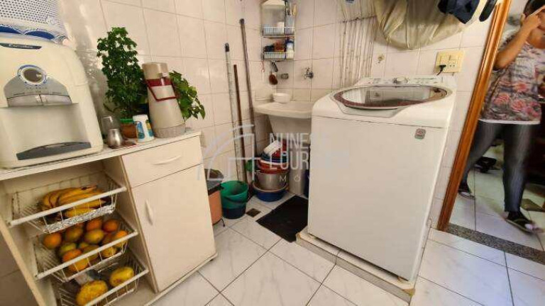 Imagem Casa com 4 Quartos à Venda, 337 m² em Embaré - Santos