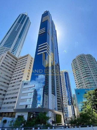 Imagem Apartamento com 4 Quartos à Venda, 228 m² em Pioneiros - Balneário Camboriú Imagem Apartamento com 4 Quartos à Venda, 228 m² em Pioneiros - Balneário Camboriú