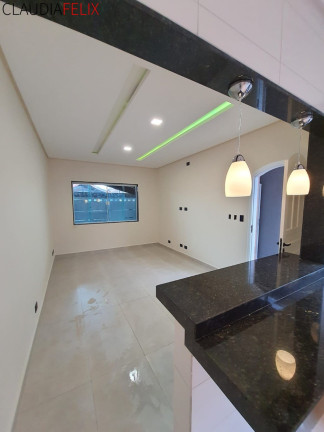 Imagem Casa com 2 Quartos à Venda, 74 m² em Caiçara - Praia Grande