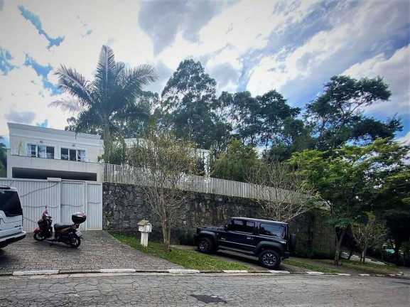 Imagem Terreno à Venda, 1.403 m² em Algarve - Cotia Imagem Terreno à Venda, 1.403 m² em Algarve - Cotia