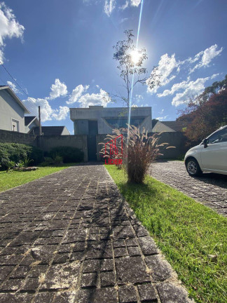 Casa com 2 Quartos à Venda, 613 m² em Centro Civico - Curitiba